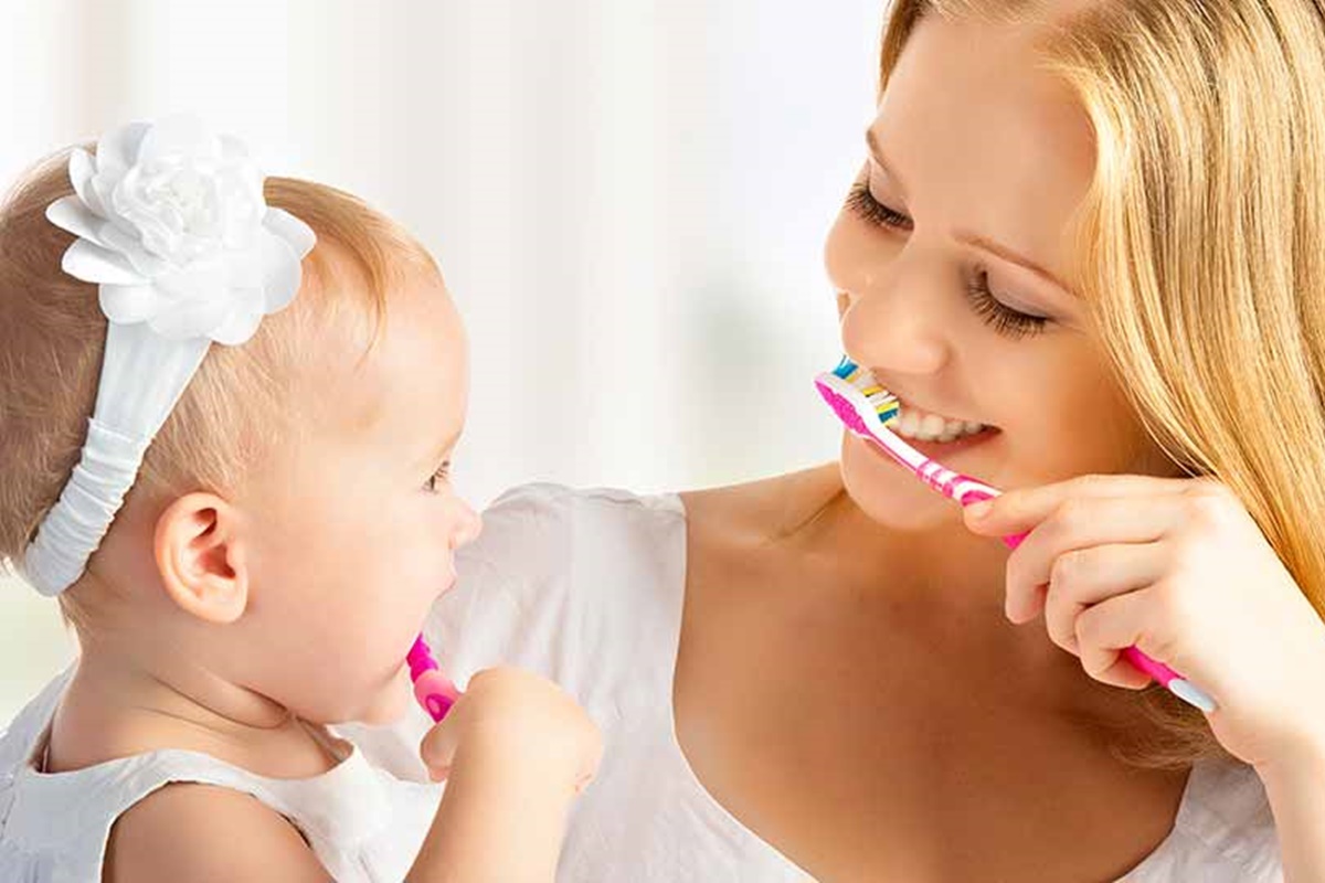 Bebekler Ne Zaman Diş Fırçalanır?